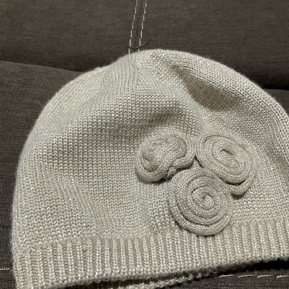 Talbots beanie hat dark tan, lots of silver sparkling (pic doesn’t show it) - Picture 2 of 5
